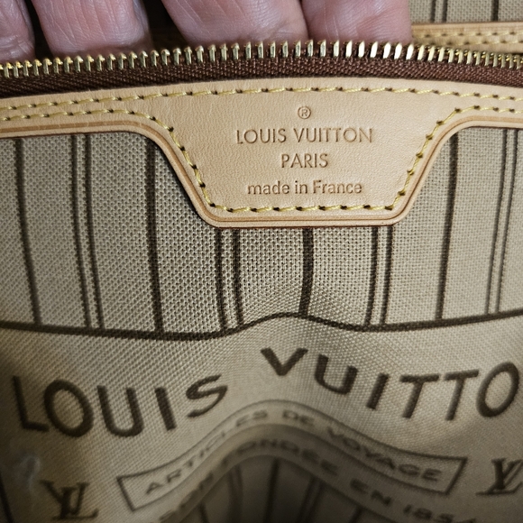 (Reserved)Authentic Louis Vuitton Monogram Neverful MM - Picture 5 of 9